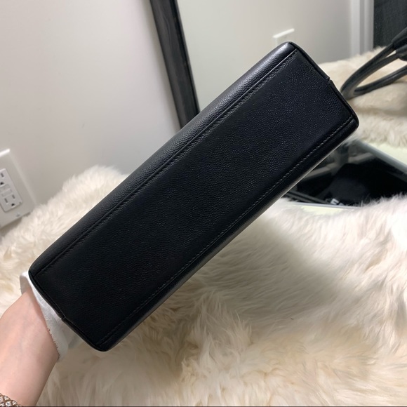 ❌SOLD❌CHANEL vintage black gold caviar leather top handle Kelly bag - Picture 7 of 9